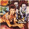Image 1 : David Bowie signed Diamond Dogs album