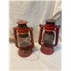 Image 1 : Two lanterns