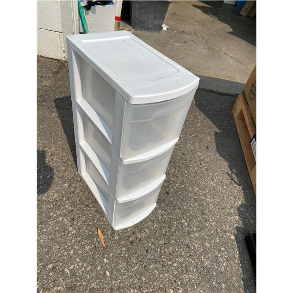 Sterilite storage