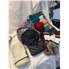 Image 1 : Scarves, Touques, mitts