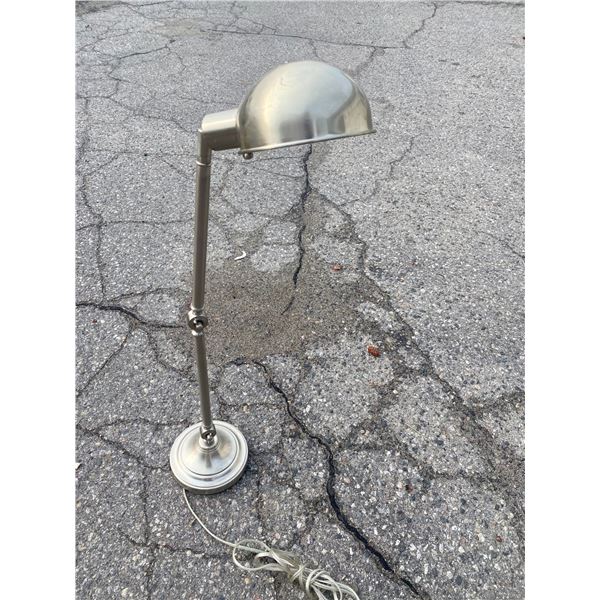 Adjustable lamp