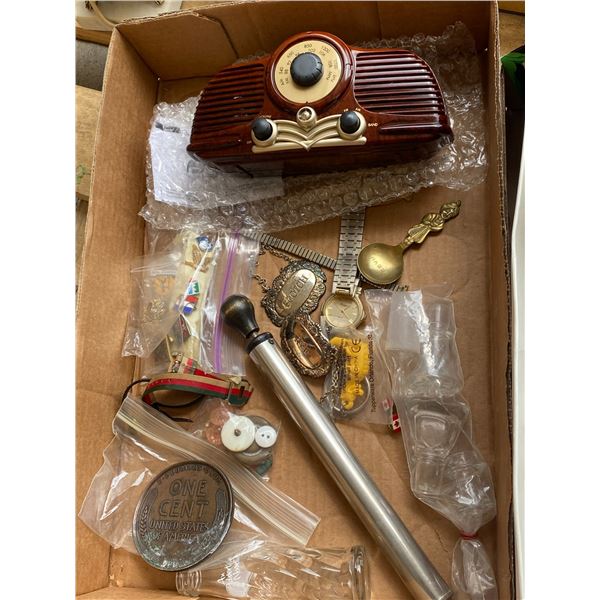 Lot of collectibles,watch pins etc