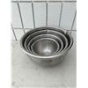 Image 1 : Mixing bowls