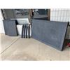 Image 1 : Patio table