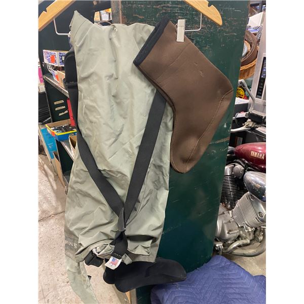 Simms xl wading pants