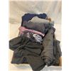 Image 1 : Assorted leggings medium ish