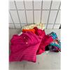Image 1 : Assorted tops