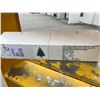 Image 2 : Christmas tree in box