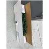 Image 2 : Christmas tree in box