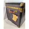 Image 2 : Antique Trunk