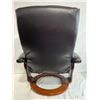 Image 8 : Chair & Ottoman