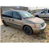 Image 2 : 2005 Ford Freestar Van - CARFAX in photoshop