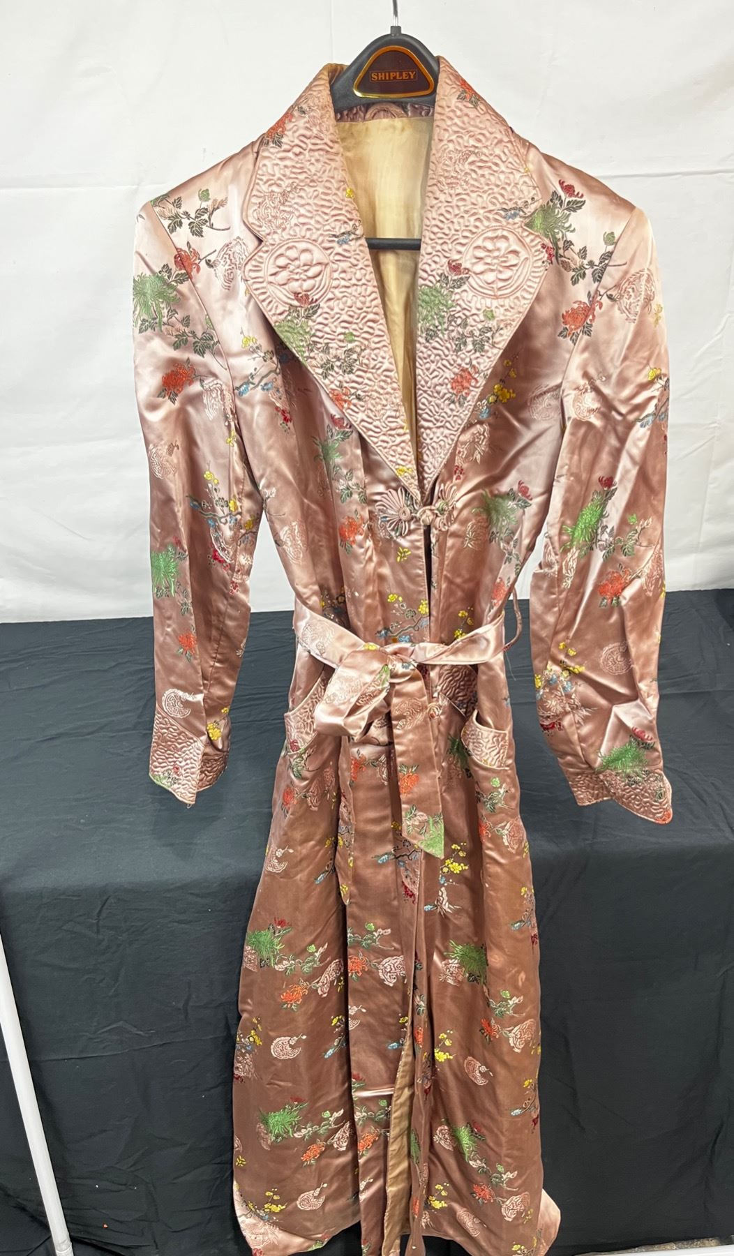 Japanese Robe - Sunrise Estate Services Ltd