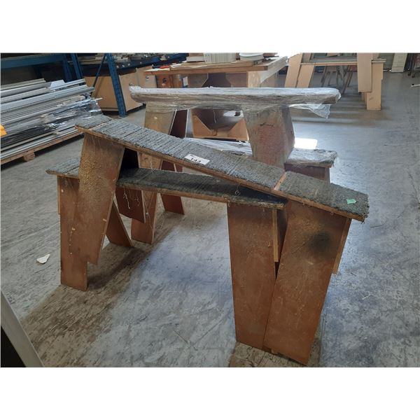 4 ASSORTED WOOD/CARPET PORTABLE SAW HORSES