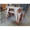 Image 3 : 4 ASSORTED WOOD/CARPET PORTABLE SAW HORSES