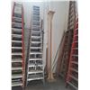 Image 2 : LOUISVILLE 14' ALUMINUM A-FRAME LADDER