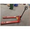 Image 2 : RED 5,500 LB CAPACITY PALLET JACK