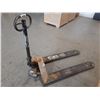 Image 2 : YELLOW YALE 5,000 LB CAPACITY PALLET JACK