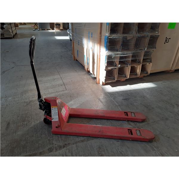 RED 5,500 LB CAPACITY NARROW PALLET JACK (DAMAGED)