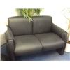 Image 1 : SKID 65 - 8 BLACK MODERN 2 SEAT LEATHER SOFAS, OLD STYLE