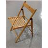 Image 1 : SKID 56 - WOODEN FOLDING CHAIRS (20)