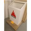 Image 2 : SKID 77 - WHITE MEDIA PANEL FOR 27"-TOUCHSCREEN, 1000X500X1100MM(H), SKID 97 - SIDEBOARD STYLE,