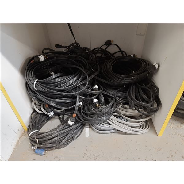 SHELF OF ASSORTED INDUSTRIAL EXTENSION CORDS