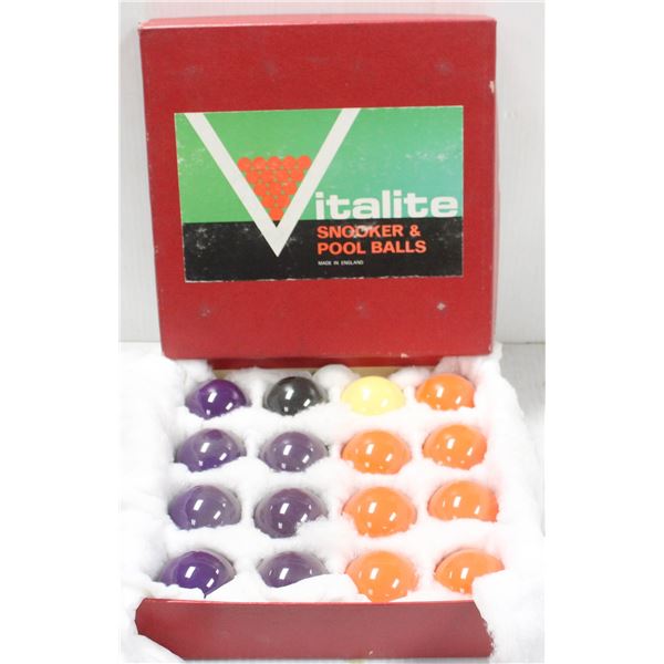 VITALITE 2 1/16" U 8 POOL BALL SET