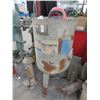Image 1 : Pauli and Griffen Industrial Portable Sandblaster