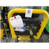 Image 2 : Dewalt 225 PSI 1.6hp Portable Compressor