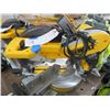 Image 2 : Dewalt 12" Compound Miter Saw (No Blade)