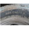 Image 3 : Pair of General Tires R225/70R/19.5