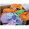 Image 2 : Box of Halloween Costumes & Décor