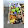 Image 1 : 3-Boxes of Halloween Pumpkin Décor - 3 X $