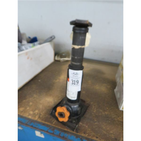 Bottle Jack