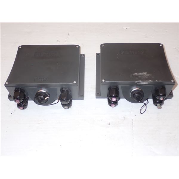 (2) Siemens # 1P 6AV6 671-5AE10-0AX0 Connectivity Box
