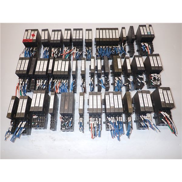 Lot Of Siemens # 6ES7 131-4BD01-0AA0 Modules