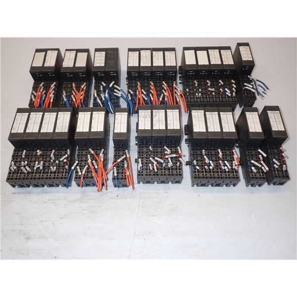Lot Of Siemens # 6ES7 138-4FR00-0AA0 Modules