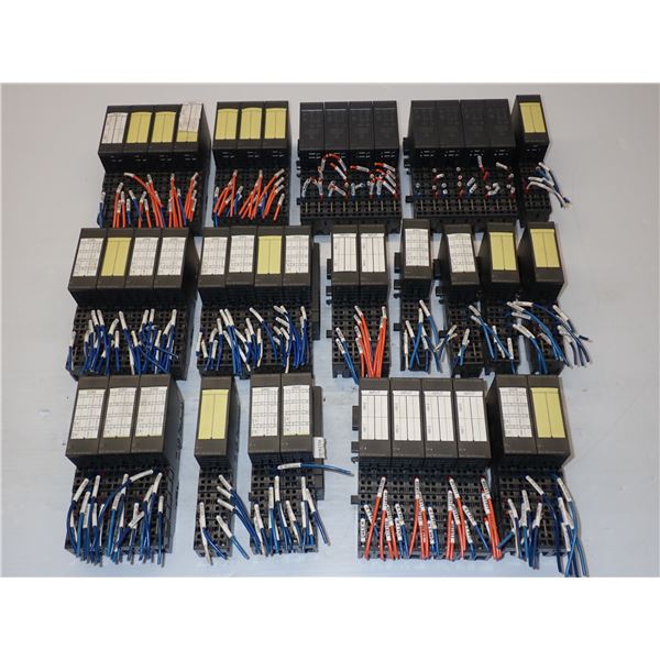 Lot Of Siemens # 6SE7 138-4FR00-0AA0 Modules
