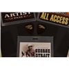 Image 5 : George Strait Backstage Passes and 2 Guitar Picks