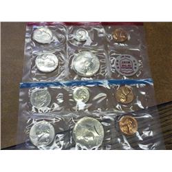 1972 US Mint UNC Set P/D/S