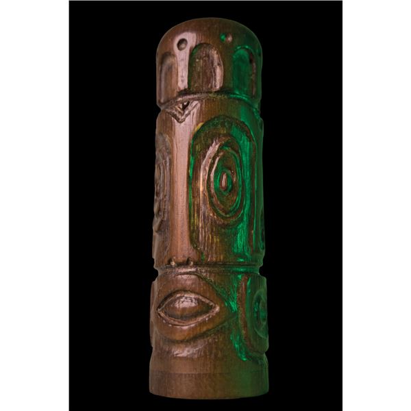 OA TAHITIAN TIKI JANUS POLE SAMPLE SECTION.