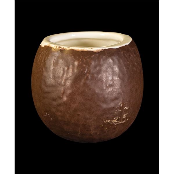 RARE SMALL COCONUT MUG OA/SPURLIN SAMPLE.