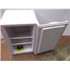 Image 3 : *RCA 3 cu. ft Freezer - 21.5x20.5x32" tall - works well, like new condition