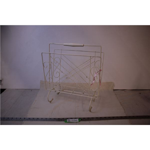 *Painted Wire Magazine Rack