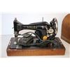 Image 2 : Antique Singer Sewing Machine SN #JB531155