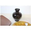 Image 5 : (3)Plates + Vase