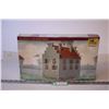 Image 1 : Zvezda Model Kit of Living Quarters (New in Box)