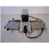 Image 3 : Vintage Electric Toaster made by Toastess (working)