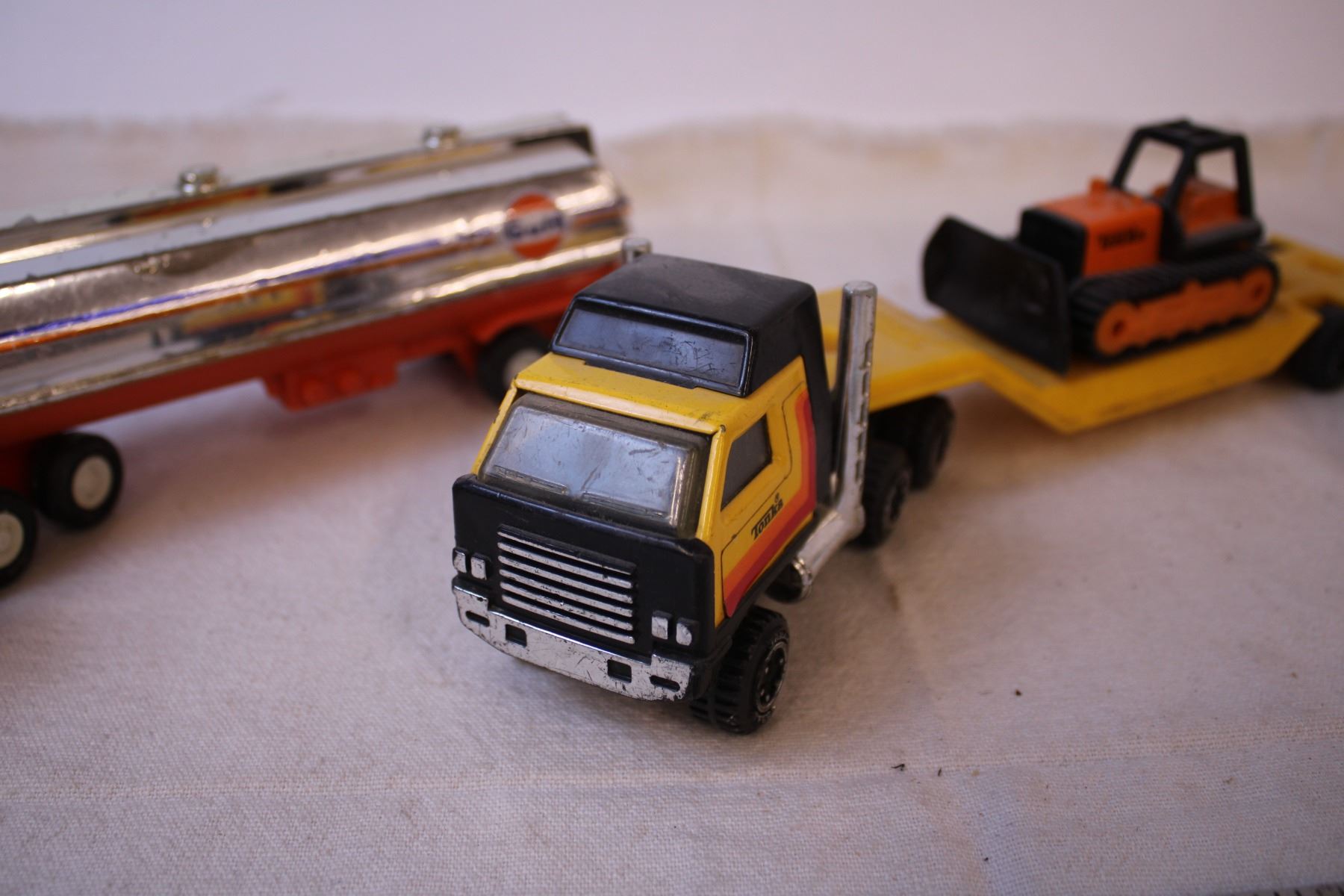 (3) Vintage Tonka Truck/Trailers + Tonka Bulldozer